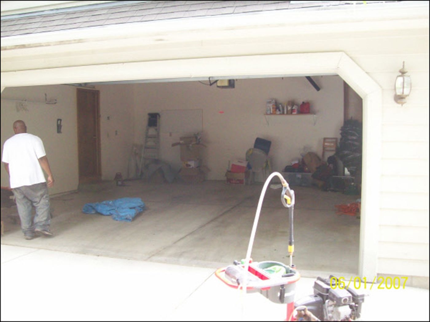 Cleaning and removal work by Efficient Cleaning in Milwaukee – job 90