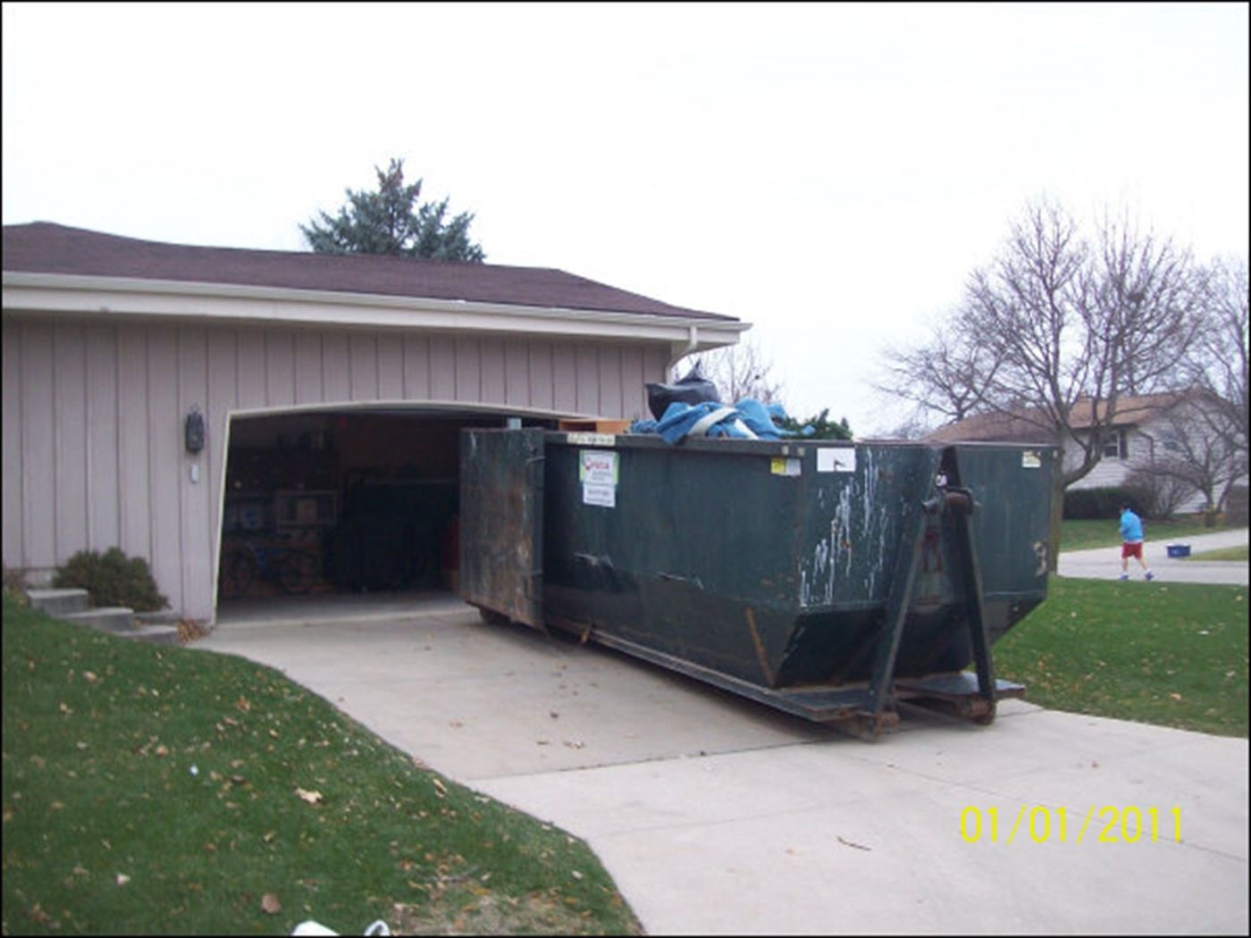Cleaning and removal work by Efficient Cleaning in Milwaukee – job 189