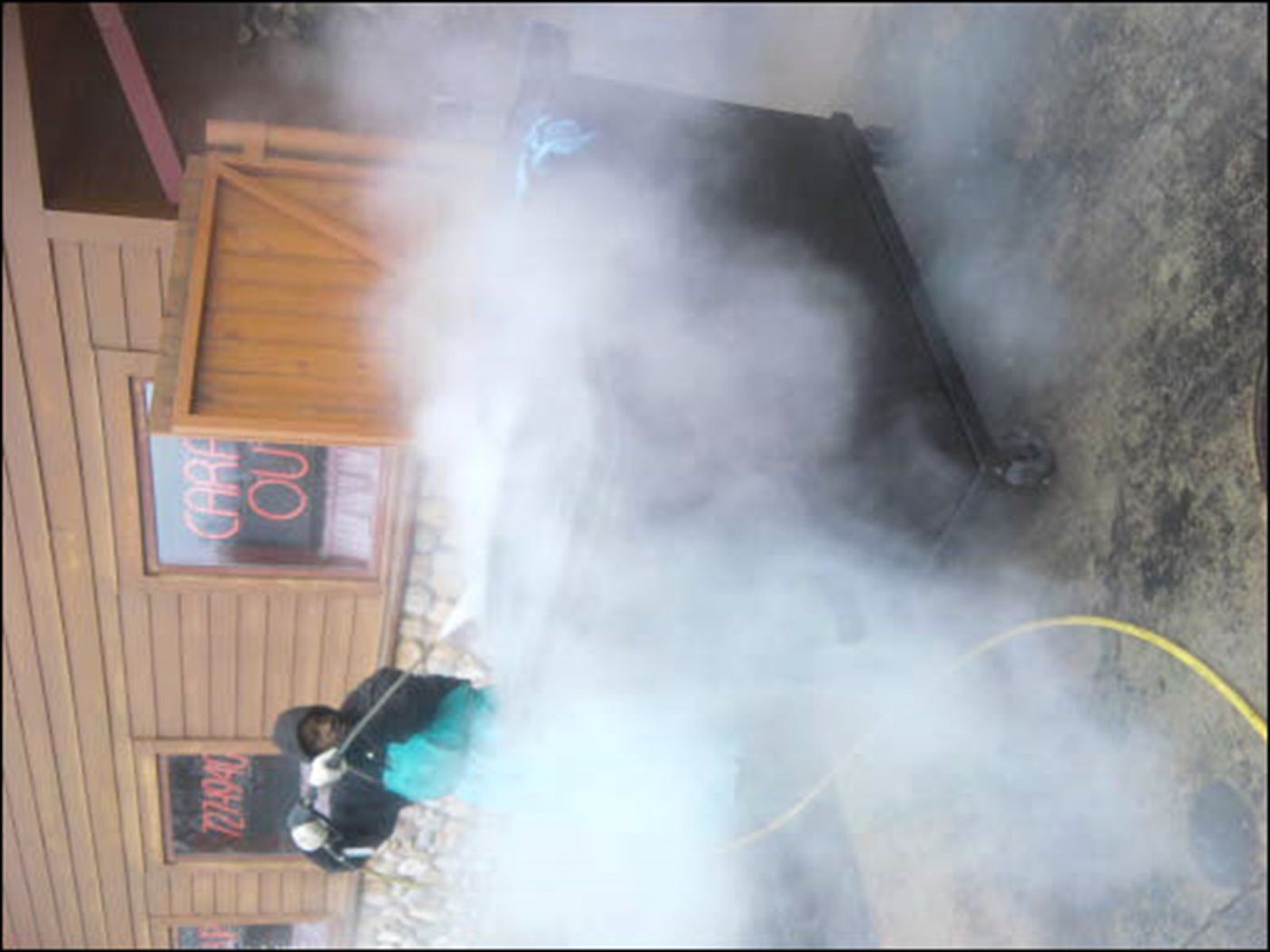 Cleaning and removal work by Efficient Cleaning in Milwaukee – job 114